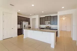 4956 Blanche Ct, Saint Cloud, FL 34772 - Photo 9