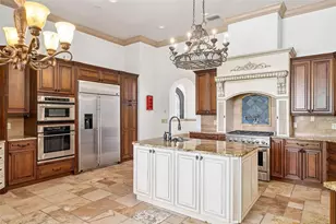 8402 Lake Burden Cir, Windermere, FL 34786 - Photo 11