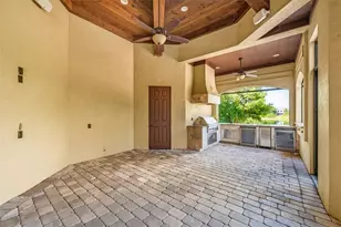 8402 Lake Burden Cir, Windermere, FL 34786 - Photo 37