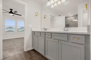 5277 Sapling Sprout Dr, Orlando, FL 32829 - Photo 17