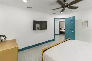 802 SE 7th Ave, Gainesville, FL 32601 - Photo 9