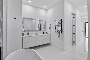 2107 NW 2nd Pl, Cape Coral, FL 33993 - Photo 33