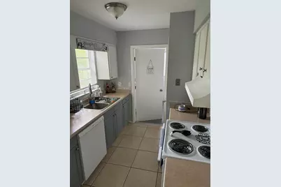 2854 Newcomb Court, Orlando, FL 32826 - Photo 3