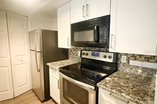 13003 Plantation Park Cir, Orlando, FL 32821 - Photo 7