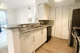 13003 Plantation Park Cir, Orlando, FL 32821 - Photo 3