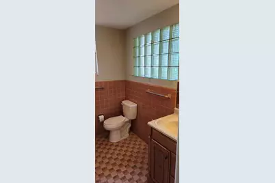 126 E Cypress Avenue, Howey in the Hills, FL 34737 - Photo 23