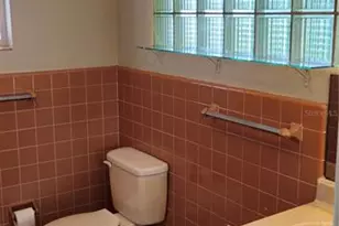 126 E Cypress Ave, Howey in the Hills, FL 34737 - Photo 23