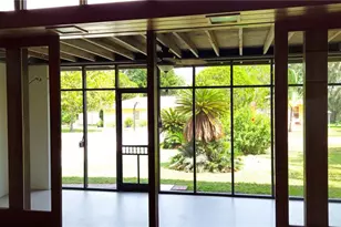 126 E Cypress Ave, Howey in the Hills, FL 34737 - Photo 13