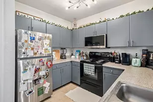 206 E South St, Orlando, FL 32801 - Photo 5