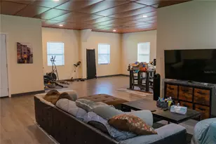 5812 Flori Ln, Orlando, FL 32808 - Photo 3