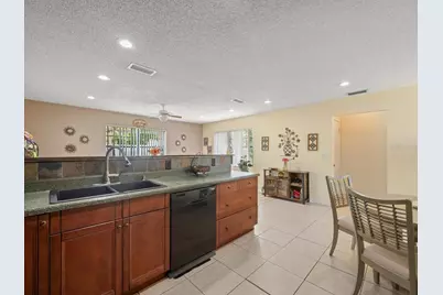 10164 Gifford Drive, Spring Hill, FL 34608 - Photo 15