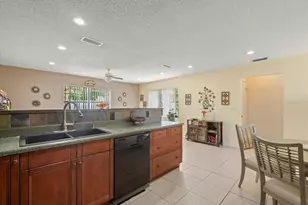 10164 Gifford Dr, Spring Hill, FL 34608 - Photo 15