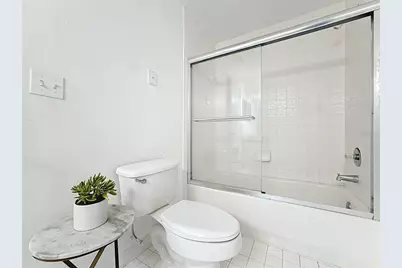 5548 Metrowest Boulevard #209, Orlando, FL 32811 - Photo 25