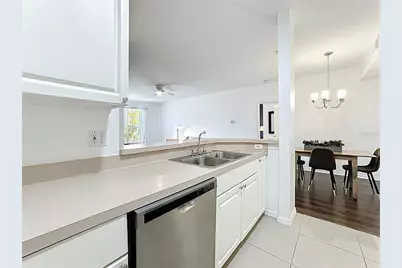 5548 Metrowest Boulevard #209, Orlando, FL 32811 - Photo 13