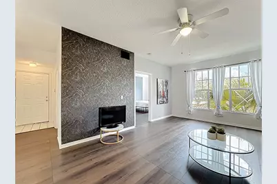 5548 Metrowest Boulevard #209, Orlando, FL 32811 - Photo 5