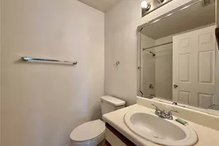 8724 Mallard Reserve Dr, Tampa, FL 33614 - Photo 17