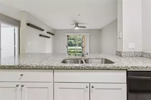 5467 Vineland Rd, Orlando, FL 32811 - Photo 15