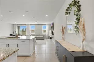 1008 Desert Candle Dr, Ocoee, FL 34761 - Photo 3