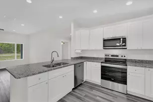 11 Malauka Ln Dr, Ocklawaha, FL 32179 - Photo 9