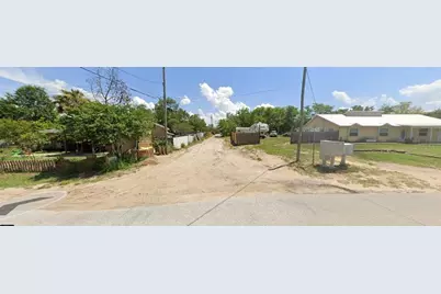 33702 Verda Avenue, Leesburg, FL 34788 - Photo 7