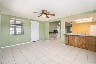 6653 Albemarle Pkwy, New Port Richey, FL 34653 - Photo 11