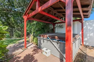 6653 Albemarle Pkwy, New Port Richey, FL 34653 - Photo 23