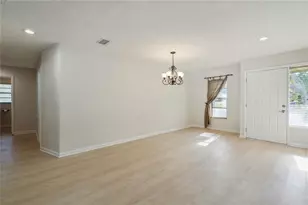 2204 78th St W, Bradenton, FL 34209 - Photo 7