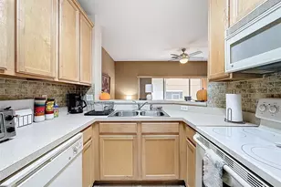 335 Bexley Dr, Davenport, FL 33897 - Photo 5