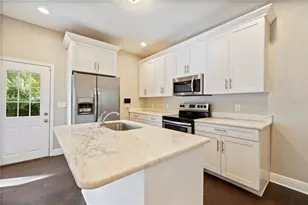 2708 N Mitchell Ave, Tampa, FL 33602 - Photo 9