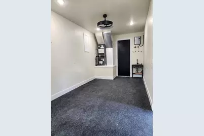 1910 Cloverlawn Avenue, Orlando, FL 32806 - Photo 11