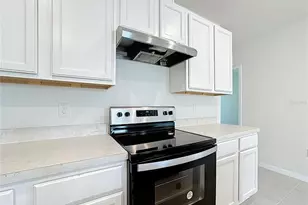 2692 Reddish Egret Bnd, Saint Cloud, FL 34773 - Photo 7