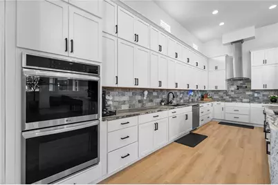 18800 Groves Drive, Groveland, FL 34736 - Photo 21