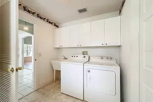 1252 Weaton Ct, The Villages, FL 32162 - Photo 5