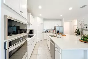 19122 Planetree St, Orlando, FL 32827 - Photo 5