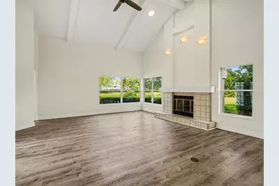 7505 Weeping Willow Boulevard, Sarasota, FL 34241 - Photo 9