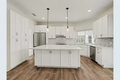 7505 Weeping Willow Boulevard, Sarasota, FL 34241 - Photo 15