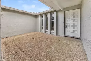 4153 Woodtrail Blvd, New Port Richey, FL 34653 - Photo 15