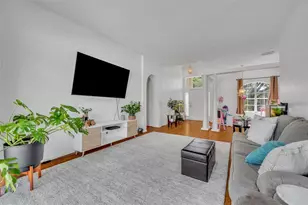 2238 Catbriar Way, Oviedo, FL 32765 - Photo 9