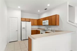 1142 Shallcross Ave, Orlando, FL 32828 - Photo 9