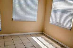 9441 Myrtle Creek Ln, Orlando, FL 32832 - Photo 7