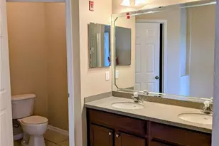 9441 Myrtle Creek Ln, Orlando, FL 32832 - Photo 11