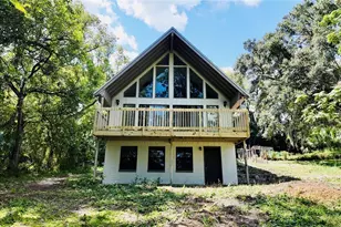 409 S Dixie Ave, Fruitland Park, FL 34731 - Photo 1