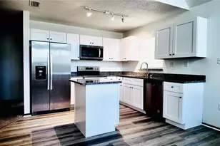 409 S Dixie Ave, Fruitland Park, FL 34731 - Photo 11