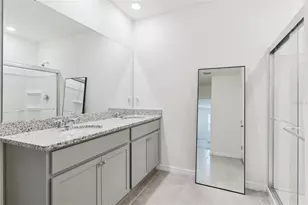 2006 Doe Run Dr, Davenport, FL 33837 - Photo 15