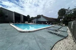 6308 Newtown Cir, Tampa, FL 33615 - Photo 5