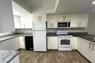 6308 Newtown Cir, Tampa, FL 33615 - Photo 7