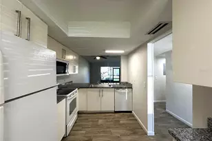 6308 Newtown Cir, Tampa, FL 33615 - Photo 9