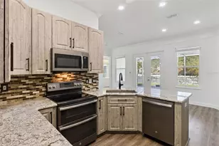 421 Osprey Landing Dr, Lakeland, FL 33813 - Photo 19