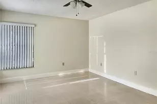 4701 Capri Pl, Orlando, FL 32811 - Photo 7