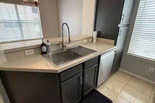 4817 Cypress Woods Dr, Orlando, FL 32811 - Photo 9